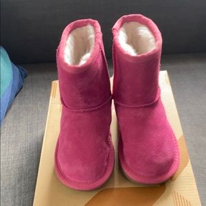 KOOLABURRA by UGG Toddler Short Boot